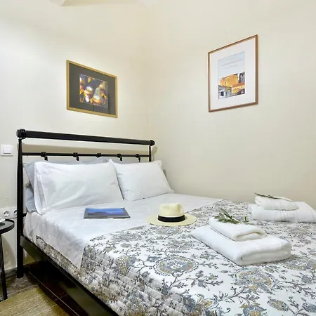 Katehi Lejlighed Corfu (city)